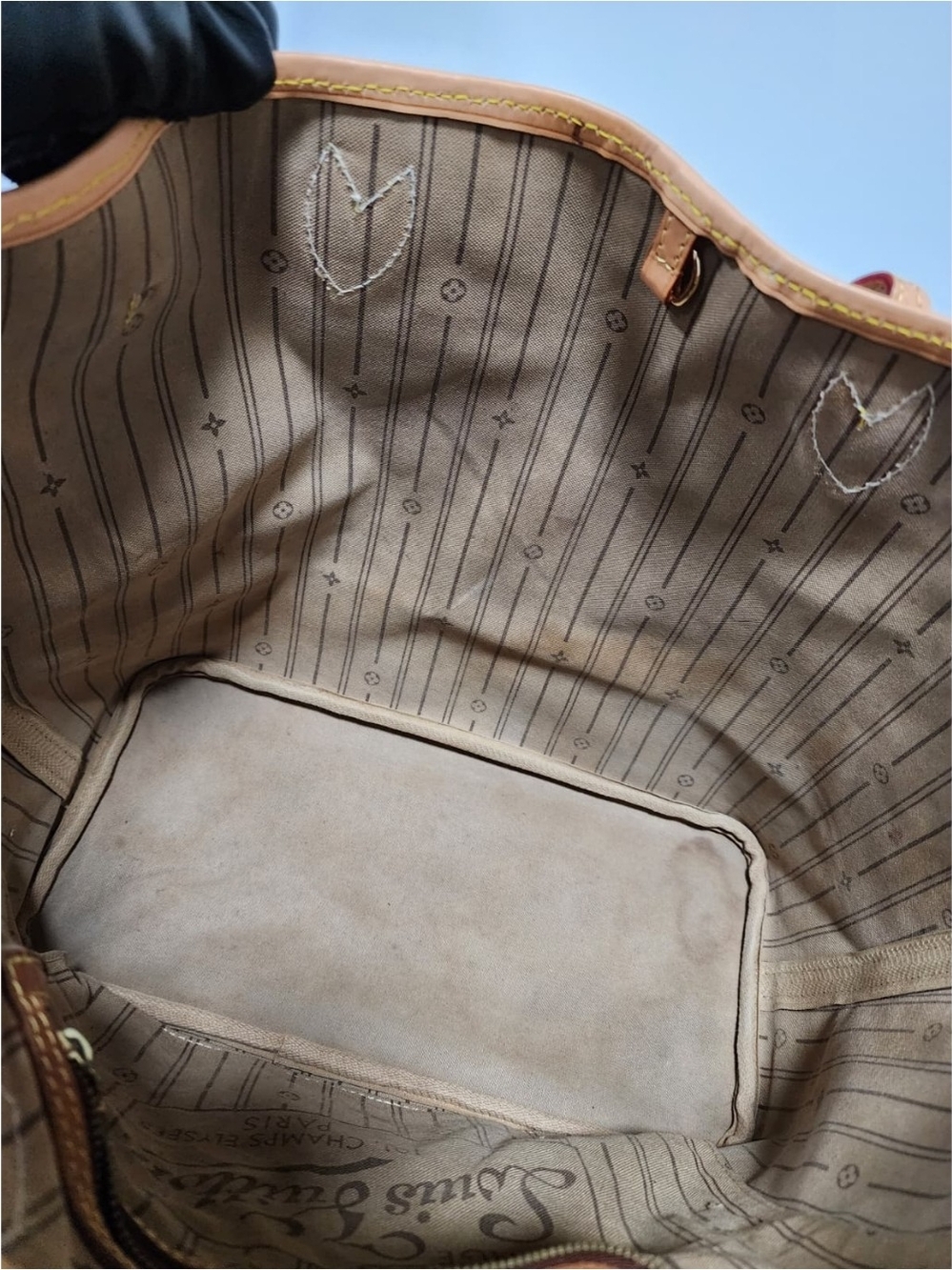 Louis Vuitton Monogram Canvas Tote with Natural Trim - Picture 15 of 15